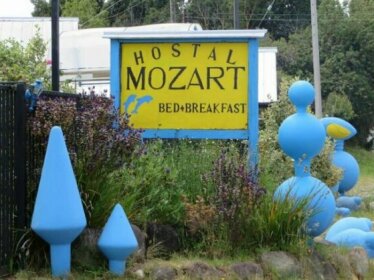 Hostal y Cabanas Mozart