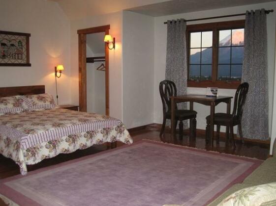 Fox Hill Bed and Breakfast - Photo4
