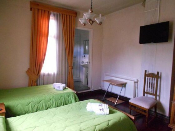 Hostal Bustamante - Photo2