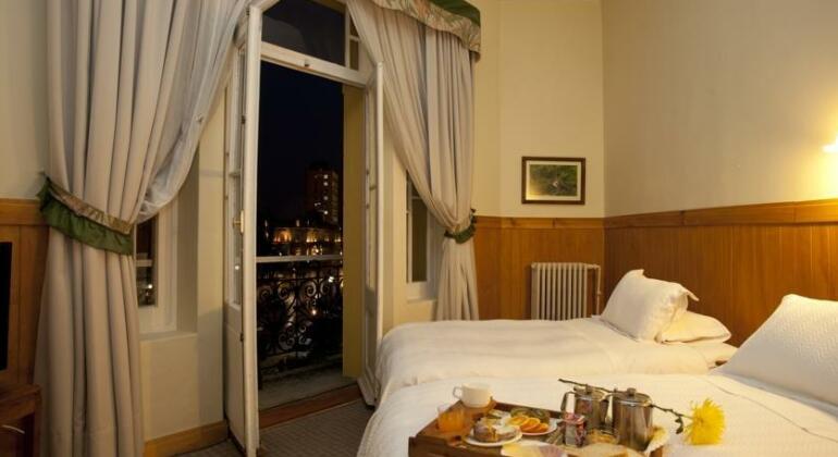 Hotel Plaza Punta Arenas - Photo2