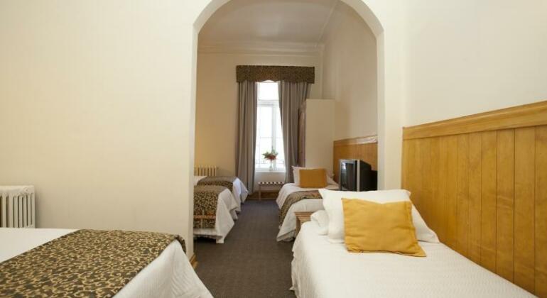 Hotel Plaza Punta Arenas - Photo5