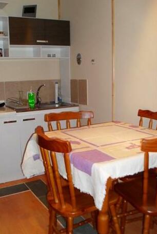 Rent a Home Willitu - Photo5