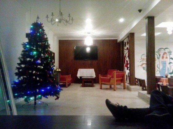 Hostal y Cabanas La Moderna - Photo2