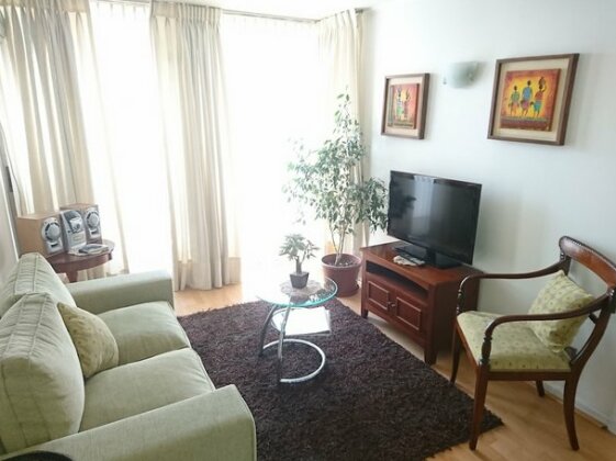 At Home Roger de Flor - Photo2