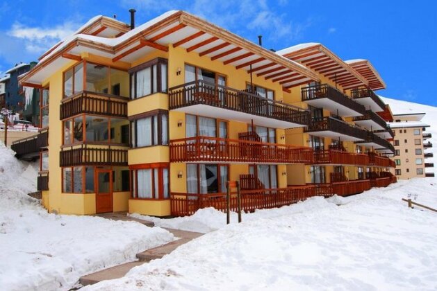 Condominio Nueva Parva