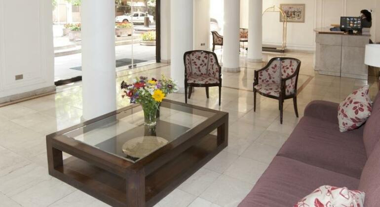 Hotel Neruda Express - Photo3