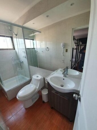 Vipar Hostal - Photo4