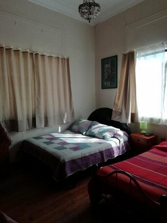 Hostal Dinamarca Valparaiso - Photo4