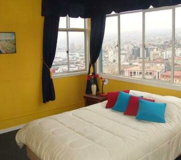 The Yellow House Valparaiso