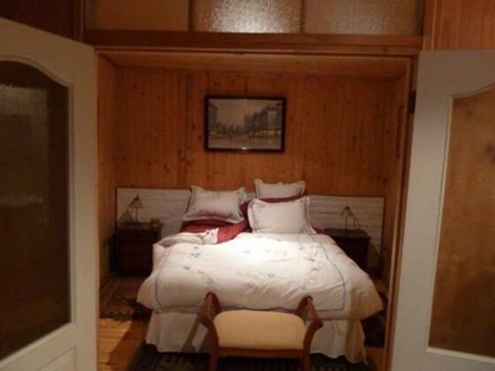 Valparaiso's Vineyard Inn - Photo2