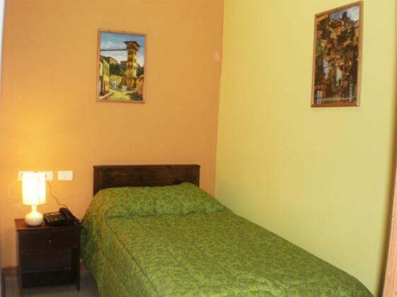Victoria Hostal - Photo3
