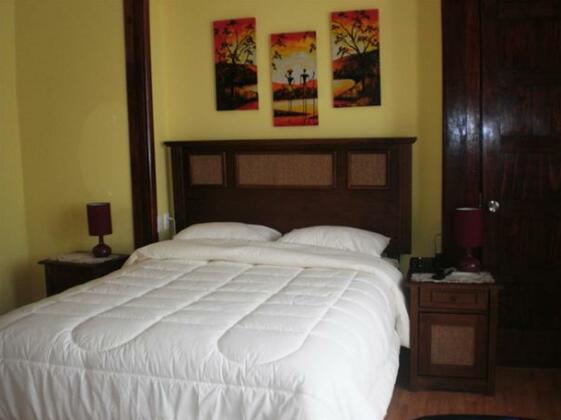 Victoria Hostal - Photo4