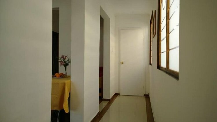 Hostal Lacroix - Photo2