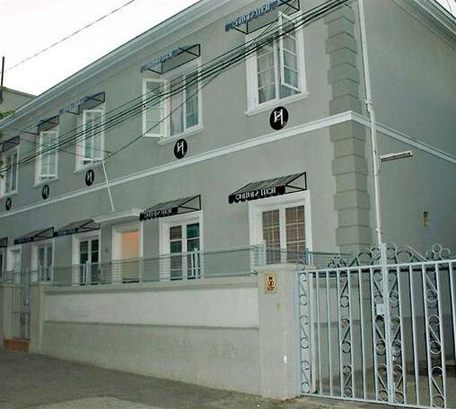  Photo 4