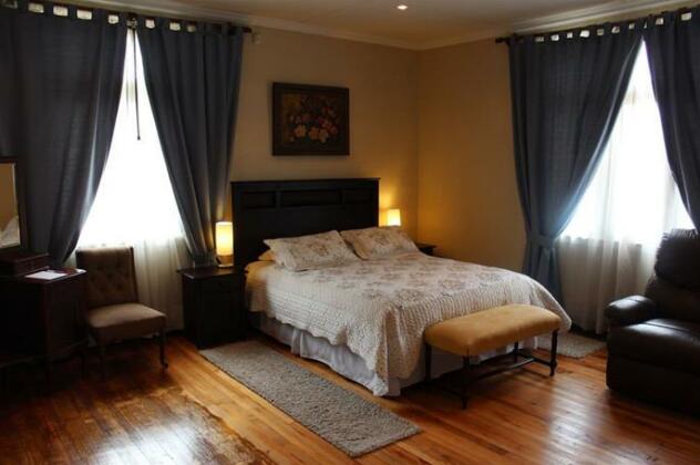 Max's Hotel - Photo5
