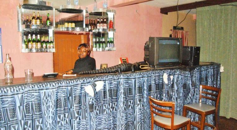 Green Wood Hotel - Photo5