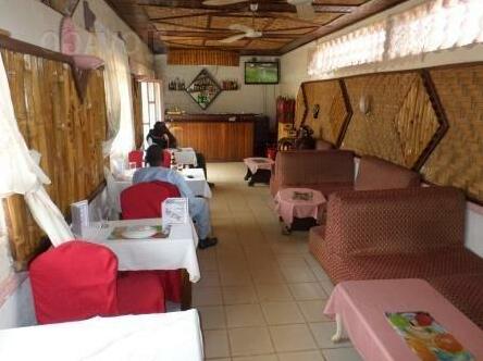 Hotel De Paris Bertoua - Photo3