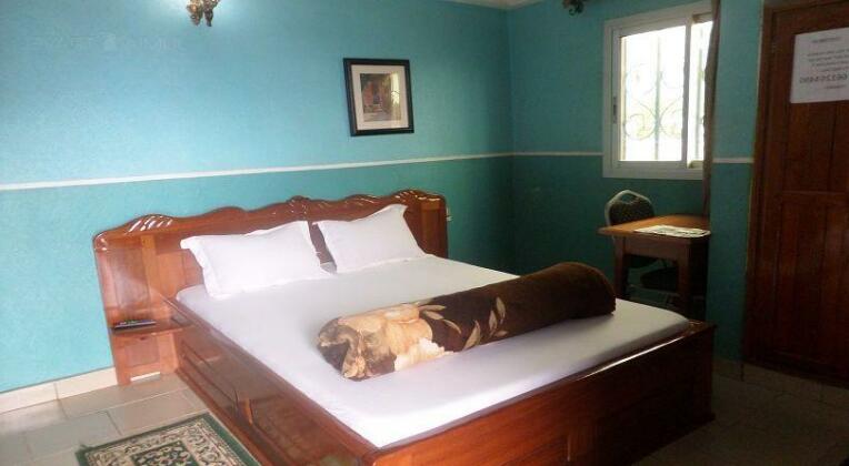Serge Ville Hotel - Photo4