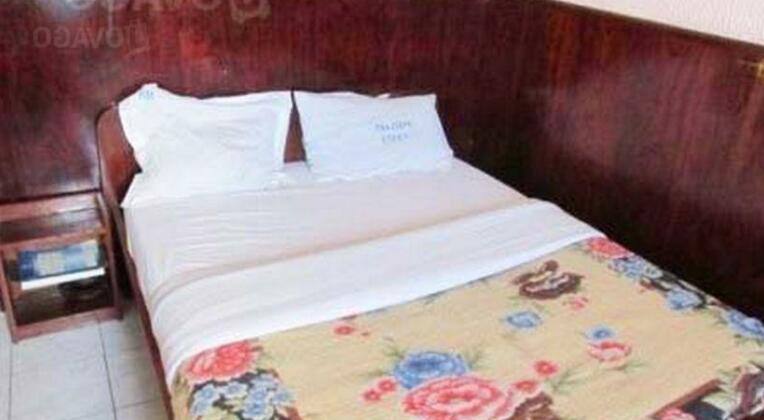 Hotel des Roses - Photo4