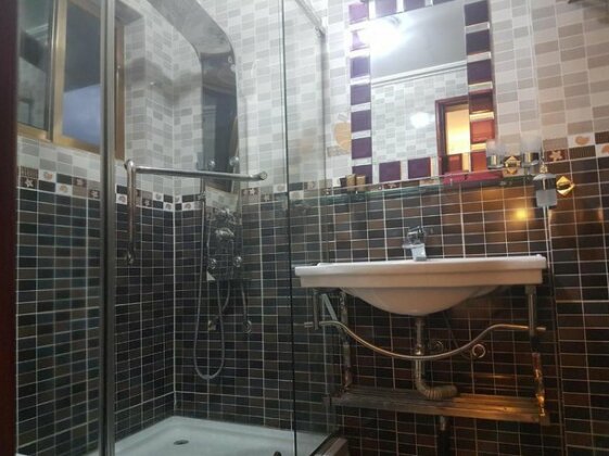 Mbayaville Hotel - Photo5
