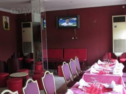 Peninsula Plaza Hotel - Photo5