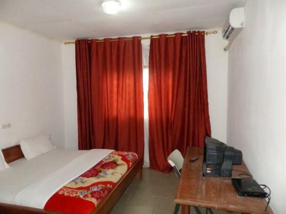 Forest Inn Ebolowa - Photo3
