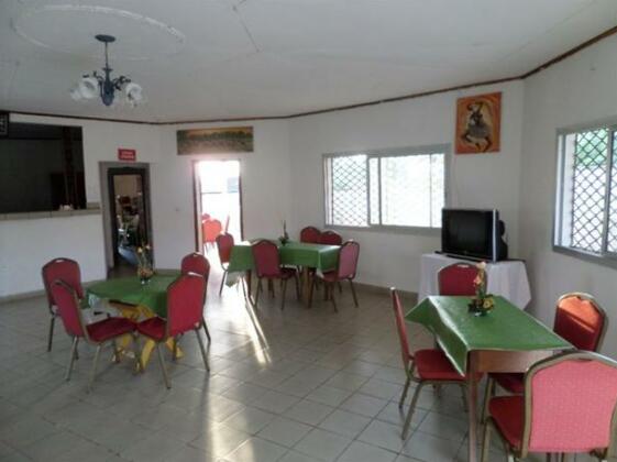 Forest Inn Ebolowa - Photo4