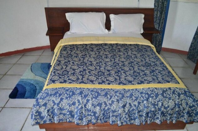Oceanic Beach Hotel - Photo2