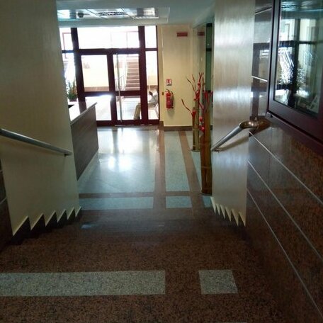 Djeug'Appart Hotel - Photo2