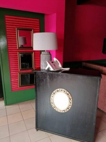 Hotel La Couronne RW - Photo3