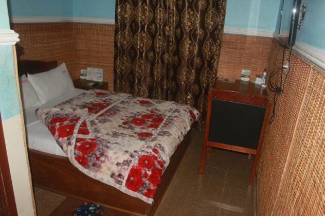 Liza Hotel Yaounde - Photo4