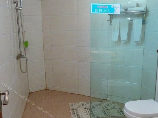 Baolong Hotel Aksu - Photo4