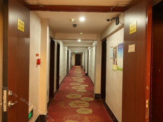Ruixiang Business Hotel - Photo5