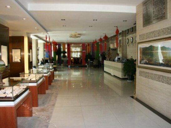Yangguang Hotel Aletai - Photo5