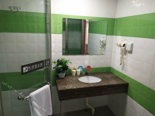 7 Days Inn Anqing Passenger Center - Photo5