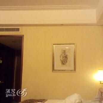 Tongcheng Jinrui Gujing Hotel - Photo2