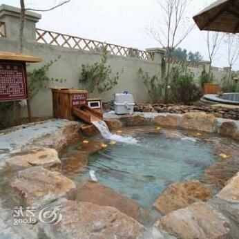 Qianshan Jiatai Hot Spring Hotel - Photo4