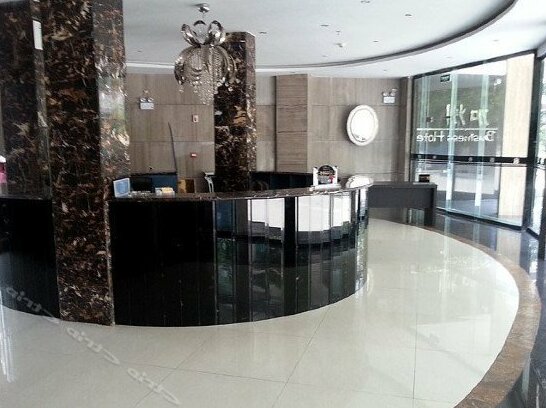 California Business Hotel - Photo2