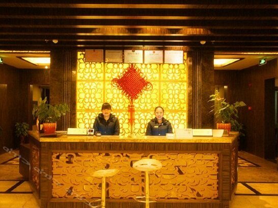New World Holiday Hotel - Photo2