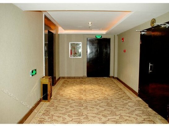 Niuman Huangchao Hotel - Photo2