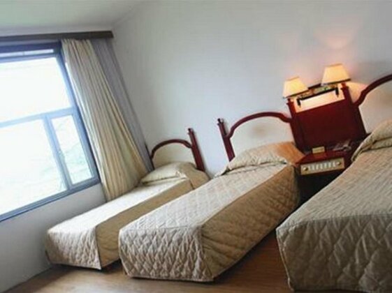 Changbai Mountain Spring Holiday Hotel - Photo4