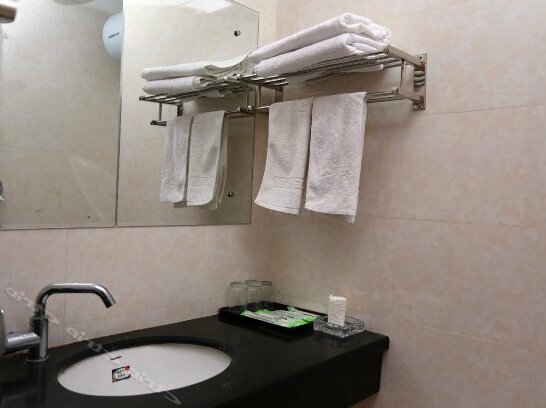 Changbaishan Guangze Hotel - Photo4