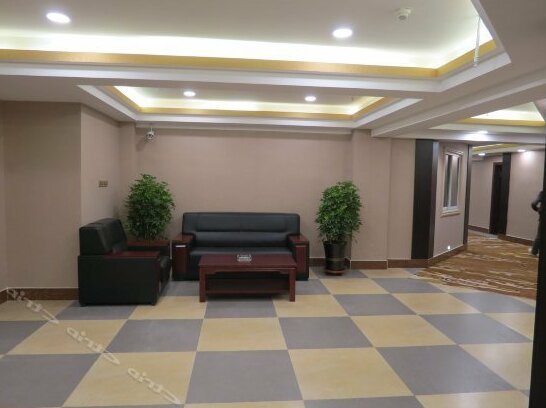 Deli Holiday Hotel - Photo2