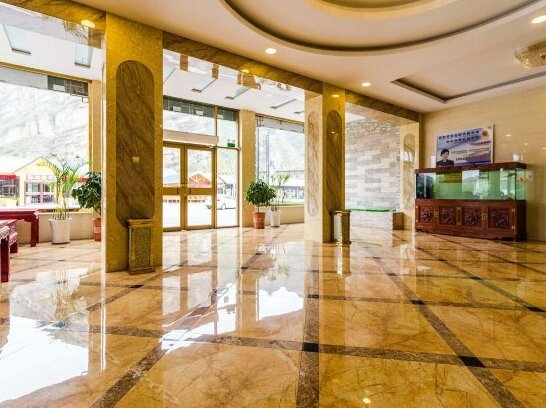 Huaqiang Business Hotel - Photo3