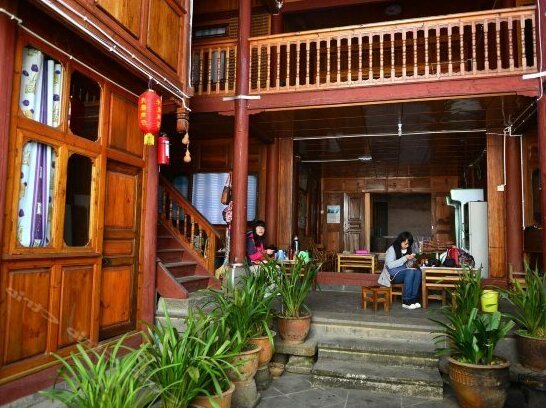 Tengchong Heshun Gangliang Inn - Photo2