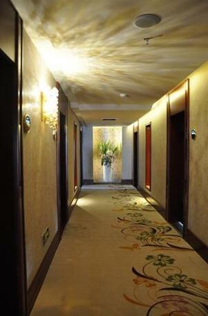 Baotou Zhenghe Hotel - Photo3