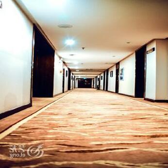 Zhenyu Hotel Linhe - Photo3