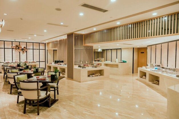 Days Inn by Wyndham Business Place Sichuan Bazhong - Photo4