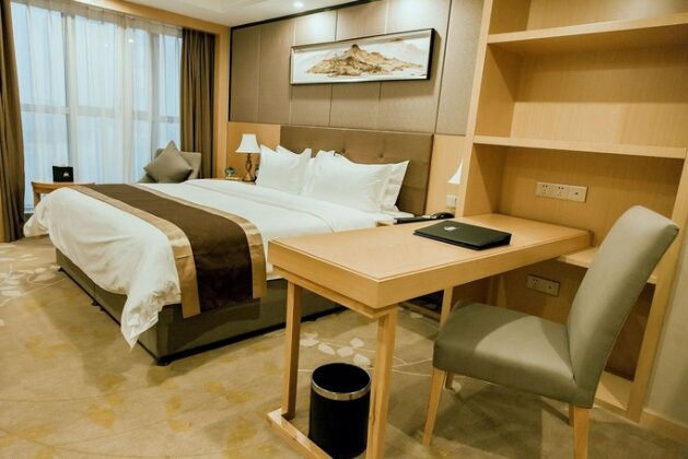 Days Inn by Wyndham Business Place Sichuan Bazhong - Photo5