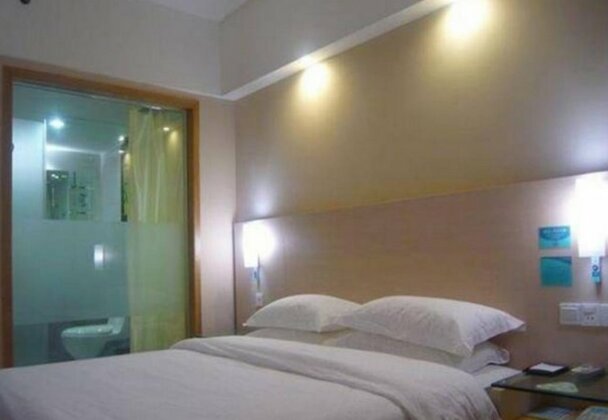City Comfort Inn Beihai RT Mart Branch - Photo5